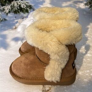 LAMO Tan Suede Leather Toddler Shearling Boots